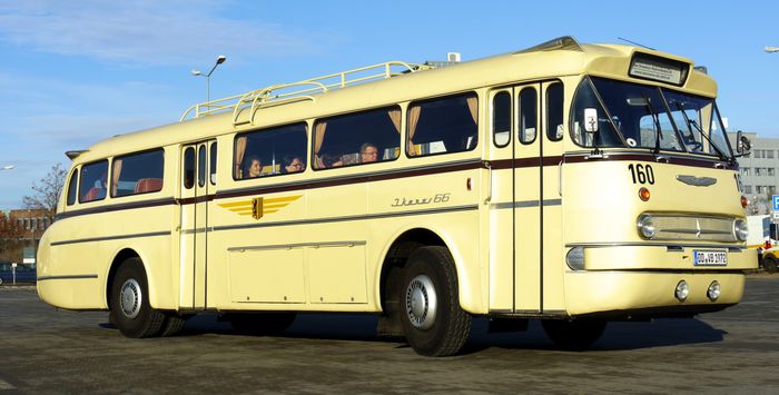 Ikarus: Busse für die Welt